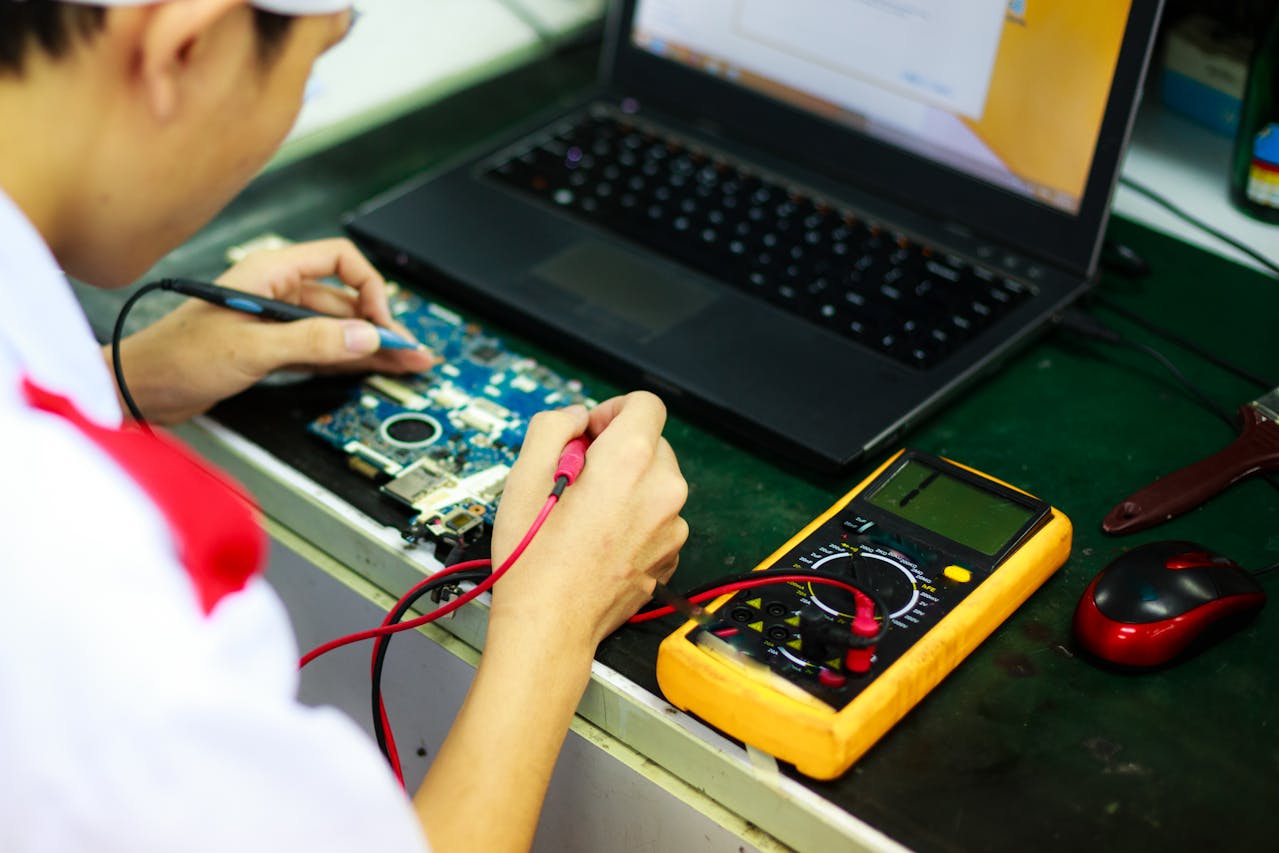 Vietnam electronics industry : manufacturers and sector's outlook